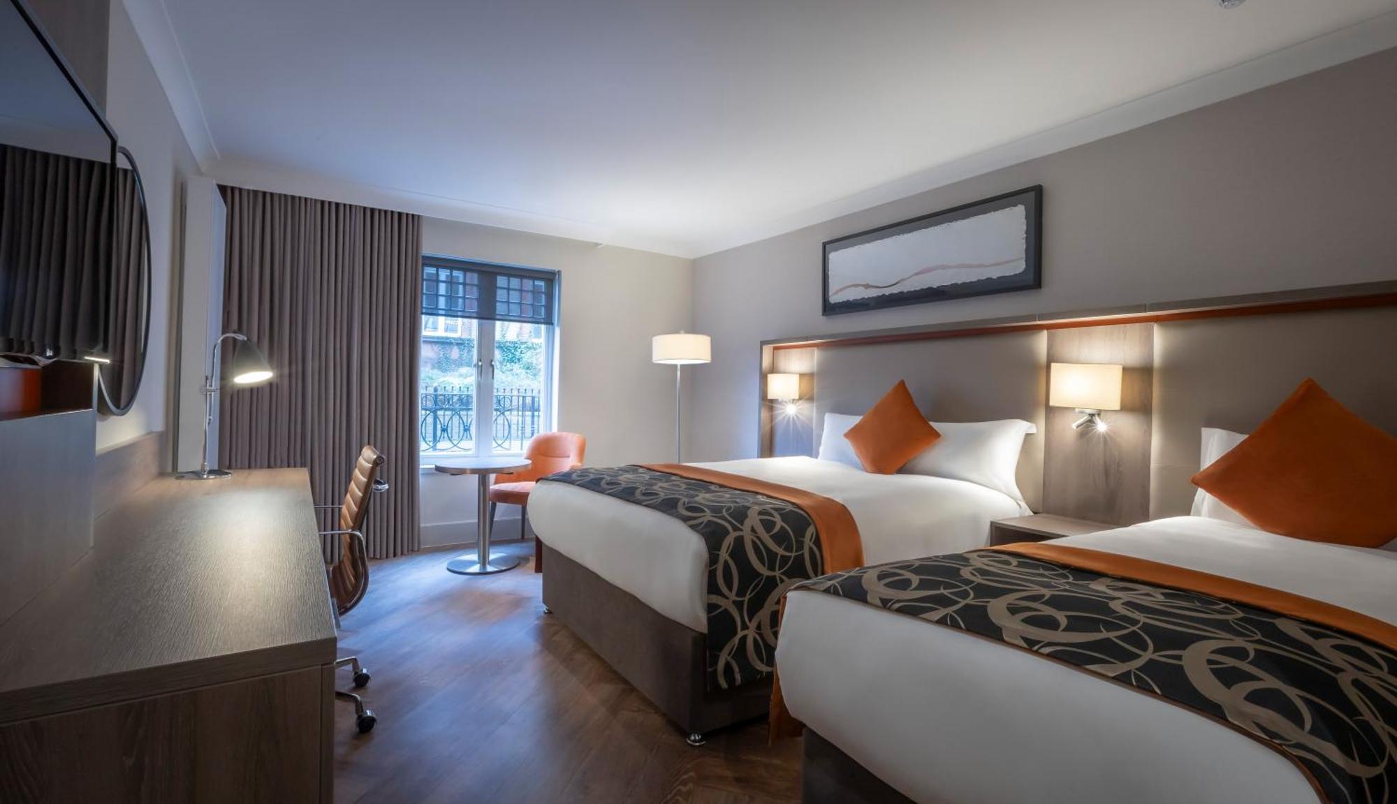 เคลย์ตัน โฮเต็ล บอลส์บริดจ์ Hotel ดับลิน ภายนอก รูปภาพ