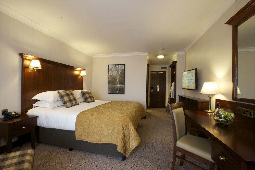 เคลย์ตัน โฮเต็ล บอลส์บริดจ์ Hotel ดับลิน ภายนอก รูปภาพ