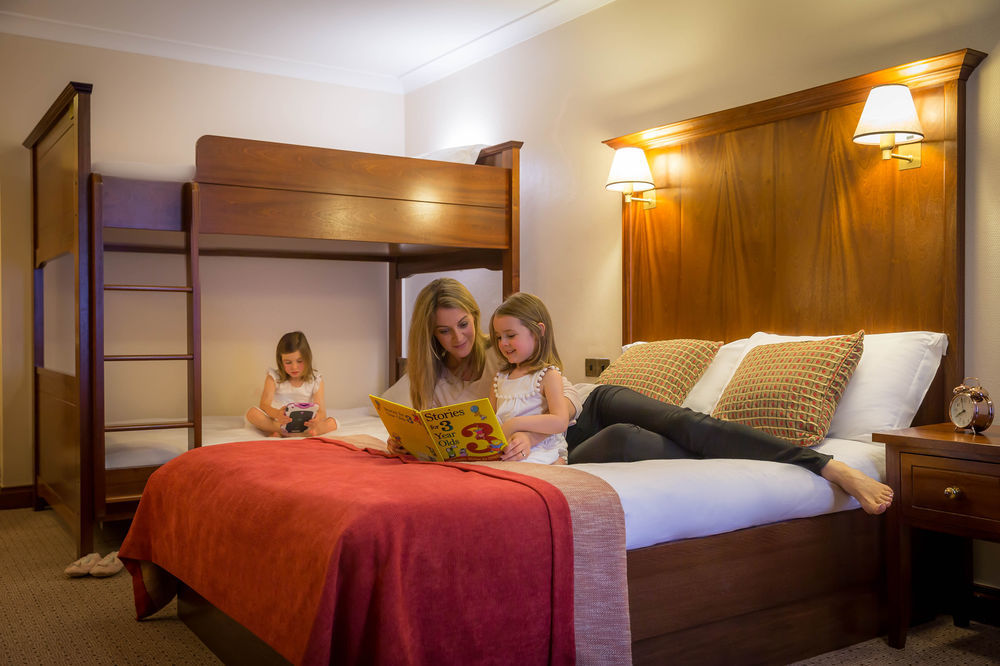 เคลย์ตัน โฮเต็ล บอลส์บริดจ์ Hotel ดับลิน ภายนอก รูปภาพ
